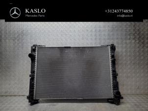 Gebruikte Radiateur Mercedes C (W205) C-220 2.2 CDI BlueTEC, C-220 d 16V Prijs € 200,00 Margeregeling aangeboden door kaslo auto parts