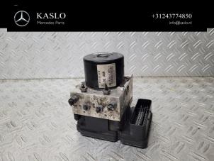 Gebruikte ABS Pomp Mercedes SLK (R172) 2.1 250 CDI 16V BlueEFFICIENCY Prijs € 150,00 Margeregeling aangeboden door kaslo auto parts