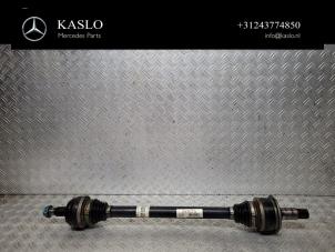 Gebruikte Steekas links-achter Mercedes C (W205) C-200 2.0 CGI 16V Prijs € 100,00 Margeregeling aangeboden door kaslo auto parts