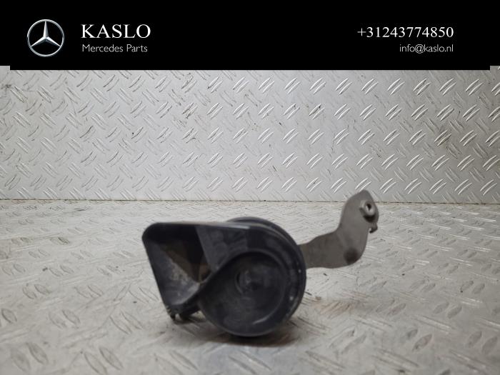 Claxon van een Mercedes-Benz C (W205) C-200 2.0 CGI 16V 2015