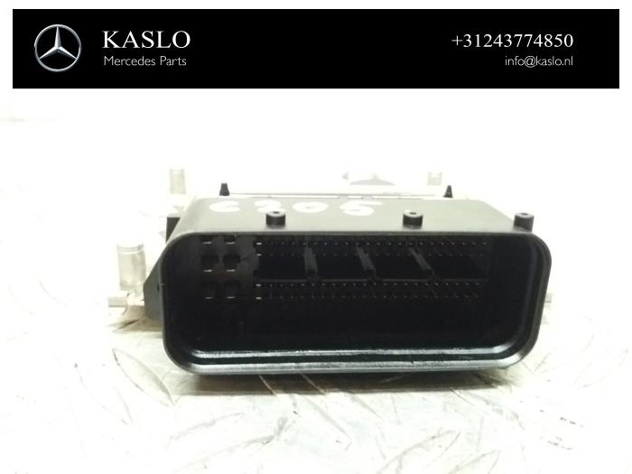 Adblue Computer van een Mercedes-Benz C (W205) C-200 1.6 CDI BlueTEC, C-200 d 16V 2015