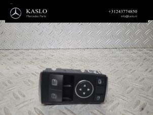 Gebruikte Schakelaar Elektrisch Raam Mercedes SLK (R172) 1.8 200 16V BlueEFFICIENCY Prijs € 50,00 Margeregeling aangeboden door kaslo auto parts