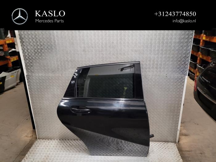 Portier 4Deurs rechts-achter van een Mercedes-Benz B (W246) 1.5 B-180 CDI,d 16V 2014