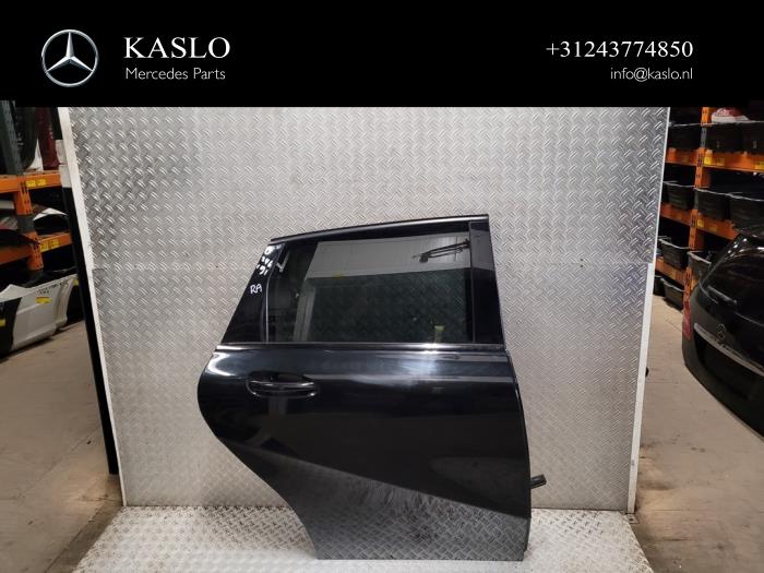 Portier 4Deurs rechts-achter van een Mercedes-Benz B (W246) 1.5 B-180 CDI,d 16V 2014