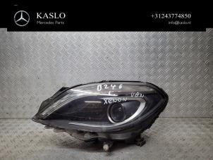 Gebruikte Linker Koplamp Mercedes B (W246) 1.5 B-180 CDI,d 16V Prijs € 400,00 Margeregeling aangeboden door kaslo auto parts