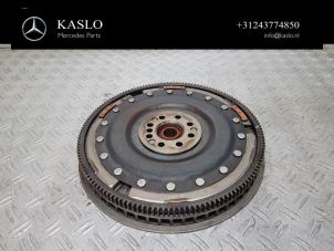 Gebruikte Dubbele massa vliegwiel Mercedes C Estate (S205) C-300 CDI BlueTEC HYBRID, C-300 h 2.2 16V Prijs € 250,00 Margeregeling aangeboden door kaslo auto parts