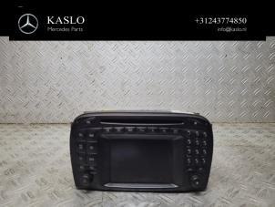 Gebruikte Command Systeem Mercedes SL (R230) 5.0 SL-500 V8 24V Prijs € 500,00 Margeregeling aangeboden door kaslo auto parts