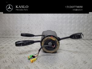 Gebruikte Licht + Raw Schakelaar Mercedes ML II (164/4JG) 3.0 ML-350 CDI BlueTec 4-Matic V6 24V Prijs € 150,00 Margeregeling aangeboden door kaslo auto parts