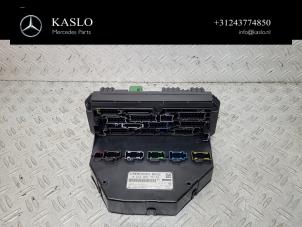 Gebruikte Zekeringkast Mercedes SLK (R172) 1.8 200 16V BlueEFFICIENCY Prijs € 150,00 Margeregeling aangeboden door kaslo auto parts