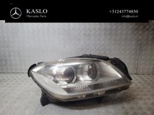 Gebruikte Koplamp rechts Mercedes ML III (166) 2.1 ML-250 CDI 16V BlueTEC 4-Matic Prijs € 350,00 Margeregeling aangeboden door kaslo auto parts