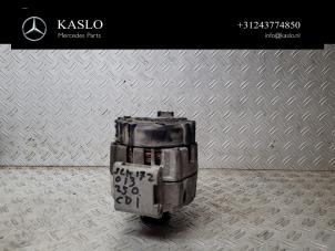 Gebruikte Alternator Mercedes SLK (R172) 2.1 250 CDI 16V BlueEFFICIENCY Prijs € 100,00 Margeregeling aangeboden door kaslo auto parts