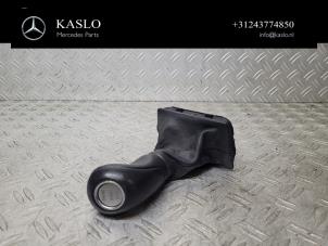 Gebruikte Pookhoes Mercedes SL (R230) 5.0 SL-500 V8 24V Prijs € 75,00 Margeregeling aangeboden door kaslo auto parts