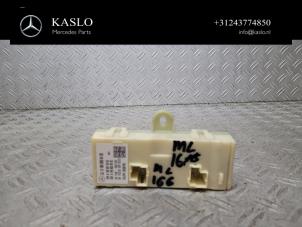 Gebruikte Module achterklep motor Mercedes ML III (166) 2.1 ML-250 CDI 16V BlueTEC 4-Matic Prijs € 75,00 Margeregeling aangeboden door kaslo auto parts