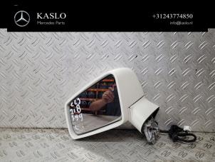 Gebruikte Buitenspiegel links Mercedes CLS (C218) 350 CDI BlueEfficiency 3.0 V6 24V Prijs € 200,00 Margeregeling aangeboden door kaslo auto parts