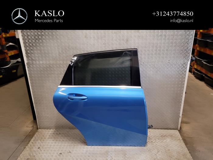 Portier 4Deurs rechts-achter van een Mercedes-Benz B (W246) 1.5 B-180 CDI,d 16V 2014