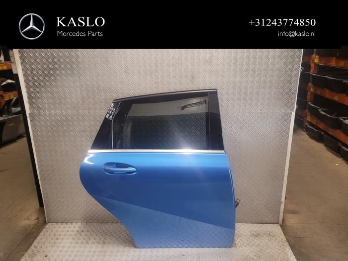 Portier 4Deurs rechts-achter van een Mercedes-Benz B (W246) Electric Drive 2016