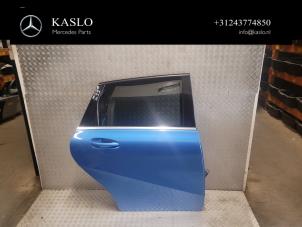 Gebruikte Portier 4Deurs rechts-achter Mercedes B (W246) Electric Drive Prijs € 400,00 Margeregeling aangeboden door kaslo auto parts