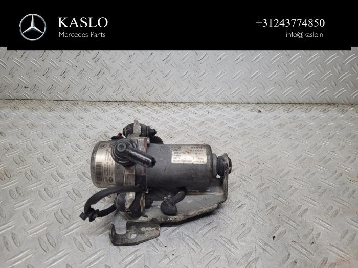 Gebruikte Vacuumpomp Rembekrachtiging Mercedes C Estate (S205) C-300 CDI BlueTEC HYBRID, C-300 h 2.2 16V Prijs € 150,00 Margeregeling aangeboden door kaslo auto parts