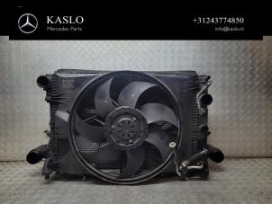 Gebruikte Radiateur Mercedes CLS (C218) 350 CDI BlueEfficiency 3.0 V6 24V Prijs € 100,00 Margeregeling aangeboden door kaslo auto parts