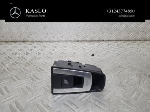 Gebruikte Cabriodak Bediening Mercedes SLK (R172) 2.1 250 CDI 16V BlueEFFICIENCY Prijs € 50,00 Margeregeling aangeboden door kaslo auto parts