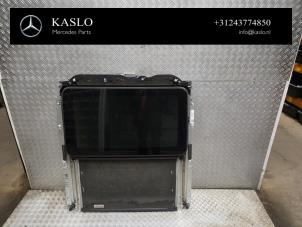 Gebruikte Schuifdak Mercedes ML III (166) 3.0 ML-350 BlueTEC V6 24V 4-Matic Prijs € 500,00 Margeregeling aangeboden door kaslo auto parts