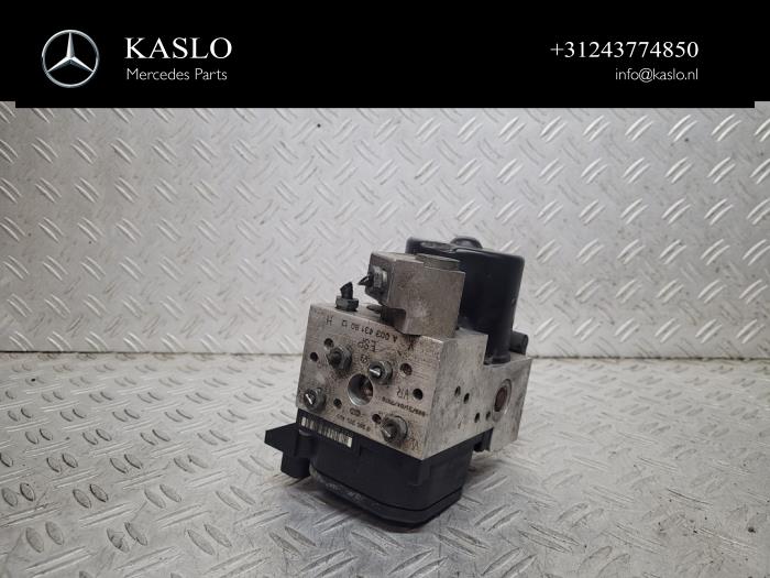 Gebruikte ABS Pomp Mercedes S (W220) 3.2 S-320 18V Prijs € 75,00 Margeregeling aangeboden door kaslo auto parts