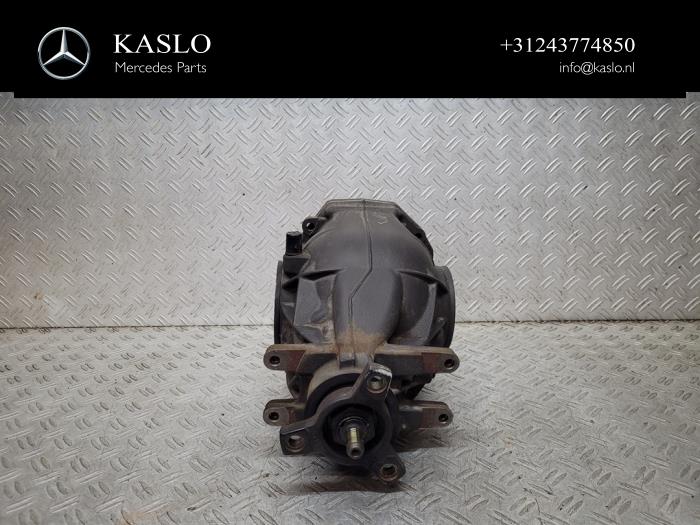 Gebruikte Differentieel achter Mercedes CLS (C219) 350 CGI 3.5 V6 24V Prijs € 350,00 Margeregeling aangeboden door kaslo auto parts
