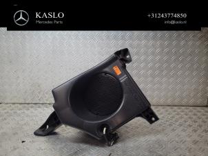 Gebruikte Subwoofer Mercedes ML II (164/4JG) 3.0 ML-320 CDI 4-Matic V6 24V Prijs € 75,00 Margeregeling aangeboden door kaslo auto parts