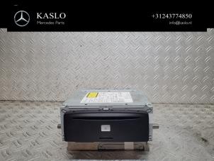 Gebruikte Navigatie computer Mercedes S (222.0/222.1) 3.0 S-350 BlueTEC, S-350d 24V Prijs € 750,00 Margeregeling aangeboden door kaslo auto parts