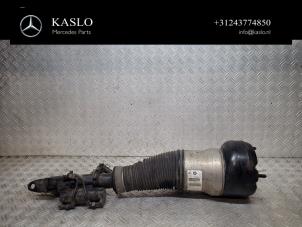 Gebruikte Mac Phersonpoot links-voor Mercedes S (222.0/222.1) 3.0 S-350 BlueTEC, S-350d 24V Prijs € 600,00 Margeregeling aangeboden door kaslo auto parts