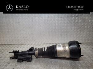 Gebruikte Mac Phersonpoot rechts-voor Mercedes S (222.0/222.1) 3.0 S-350 BlueTEC, S-350d 24V Prijs € 600,00 Margeregeling aangeboden door kaslo auto parts