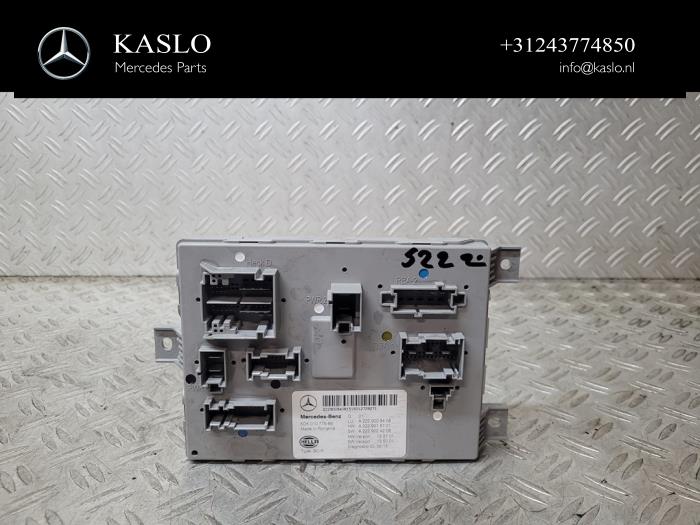 Gebruikte Comfort Module Mercedes S (222.0/222.1) 3.0 S-350 BlueTEC, S-350d 24V Prijs € 100,00 Margeregeling aangeboden door kaslo auto parts