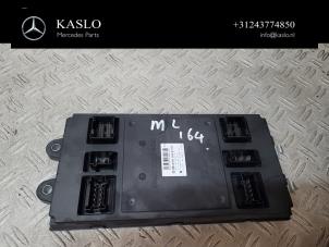 Gebruikte Sam module Mercedes ML II (164/4JG) 3.0 ML-350 CDI 4-Matic V6 24V Prijs € 400,00 Margeregeling aangeboden door kaslo auto parts
