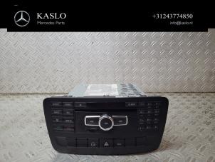Gebruikte Navigatie bedienings paneel Mercedes B (W246) 1.6 B-180 BlueEFFICIENCY Turbo 16V Prijs € 300,00 Margeregeling aangeboden door kaslo auto parts