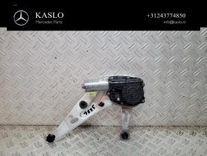 Gebruikte Achterklep motor Mercedes S (222.0/222.1) 3.5 S-400 Hybrid 24V Prijs € 200,00 Margeregeling aangeboden door kaslo auto parts