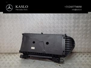 Gebruikte Luchtfilterhuis Mercedes S (222.0/222.1) 3.5 S-400 Hybrid 24V Prijs € 100,00 Margeregeling aangeboden door kaslo auto parts