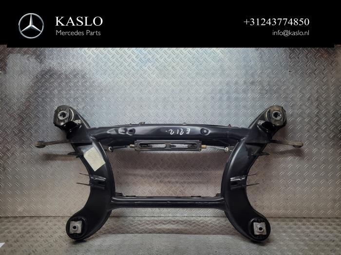 Gebruikte Subframe Mercedes E Estate (S212) E-350 CDI V6 24V BlueEfficiency Prijs € 400,00 Margeregeling aangeboden door kaslo auto parts