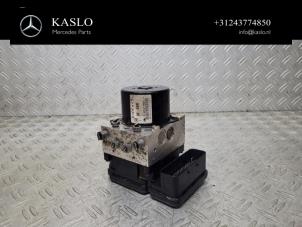 Gebruikte ABS Pomp Mercedes SLK (R172) 1.8 200 16V BlueEFFICIENCY Prijs € 150,00 Margeregeling aangeboden door kaslo auto parts