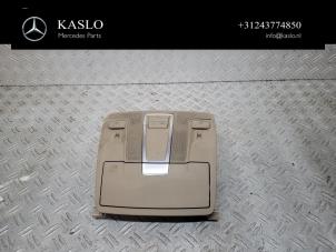 Gebruikte Binnenverlichting voor Mercedes ML III (166) 3.0 ML-350 BlueTEC V6 24V 4-Matic Prijs € 50,00 Margeregeling aangeboden door kaslo auto parts