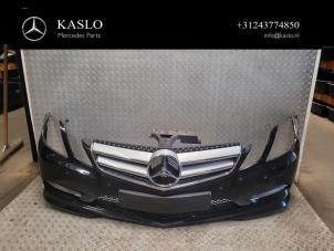 Gebruikte Bumper voor Mercedes E (C207) E-220 CDI 16V BlueEfficiency Prijs € 750,00 Margeregeling aangeboden door kaslo auto parts