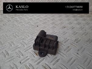 Gebruikte Gloeirelais Mercedes ML III (166) 2.1 ML-250 CDI 16V BlueTEC 4-Matic Prijs € 30,00 Margeregeling aangeboden door kaslo auto parts