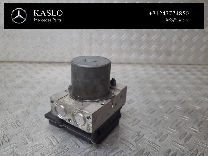 Gebruikte ABS Pomp Porsche Panamera (970) 3.0 D V6 24V Prijs € 350,00 Margeregeling aangeboden door kaslo auto parts