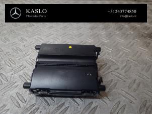 Gebruikte Module climatronic Mercedes E (W213) E-220d 2.0 Turbo 16V Prijs € 50,00 Margeregeling aangeboden door kaslo auto parts
