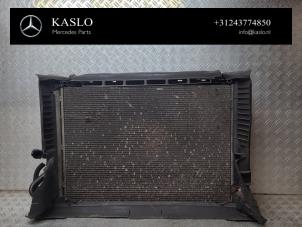 Gebruikte Airco Radiateur Mercedes E (W213) E-220d 2.0 Turbo 16V Prijs € 200,00 Margeregeling aangeboden door kaslo auto parts