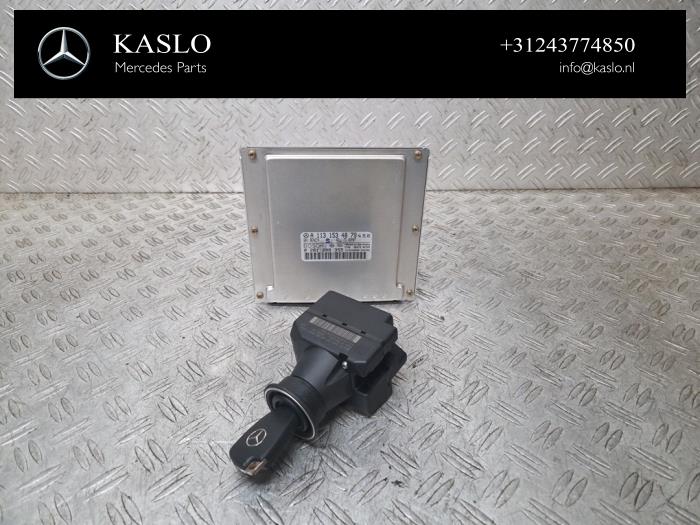 Gebruikte Contactslot + computer Mercedes SL (R230) 5.0 SL-500 V8 24V Prijs € 350,00 Margeregeling aangeboden door kaslo auto parts