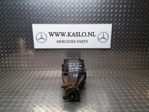 Gebruikte Cardanklok achter Mercedes SLK (R171) 3.0 280 V6 24V Prijs € 300,00 Margeregeling aangeboden door kaslo auto parts