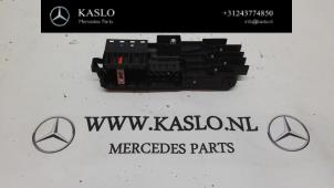 Gebruikte Zekeringkast Mercedes CLS (C219) Prijs op aanvraag aangeboden door kaslo auto parts