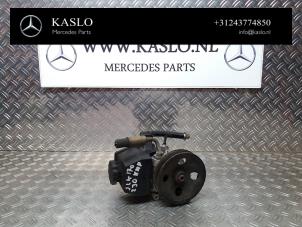Gebruikte Pomp Servo Mercedes SLK (R170) 2.3 230 K 16V Prijs op aanvraag aangeboden door kaslo auto parts