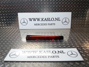 Gebruikte Gevarendriehoek Mercedes A (W176) 1.8 A-200 CDI 16V Prijs op aanvraag aangeboden door kaslo auto parts