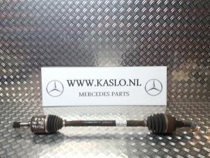 Gebruikte Aandrijfas links-achter Mercedes ML II (164/4JG) 3.0 ML-280 CDI 4-Matic V6 24V Prijs € 50,00 Margeregeling aangeboden door kaslo auto parts